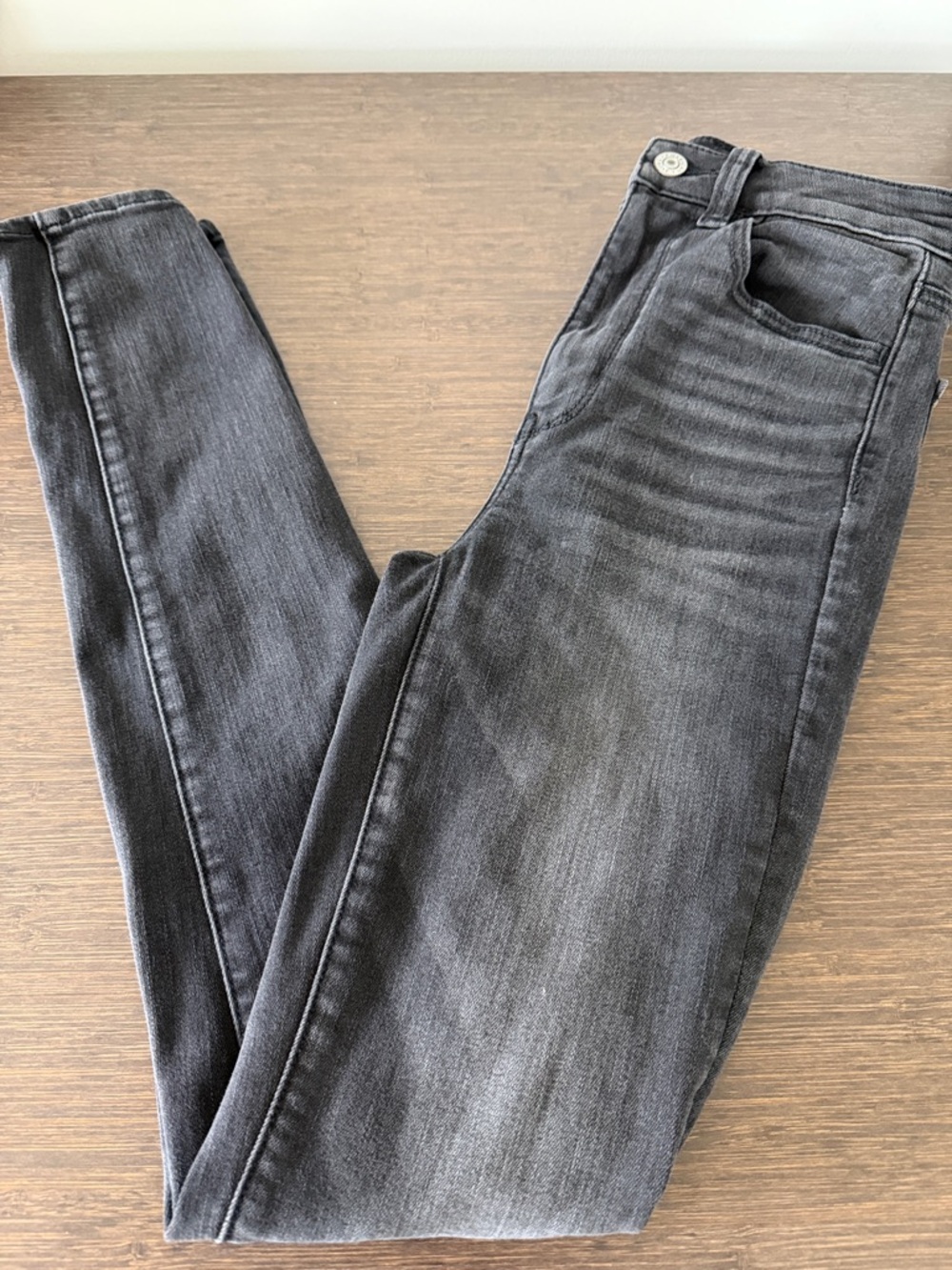 American Eagle Outfitters Size 2 Long Highest Rise Jeggings